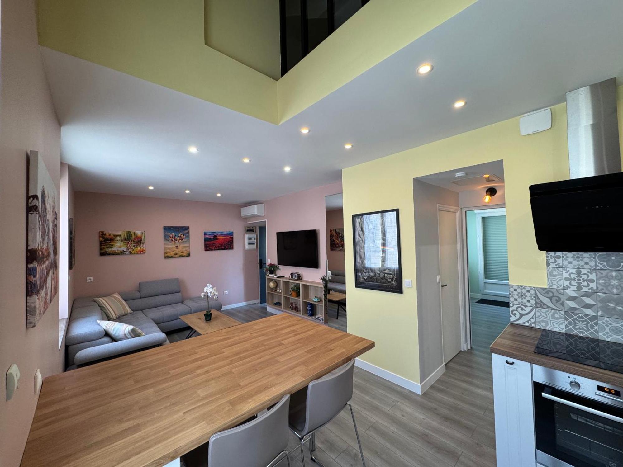 70M2 Climatise - Parking Prive - Lycee Roosevelt - Reims Arena Apartment ภายนอก รูปภาพ