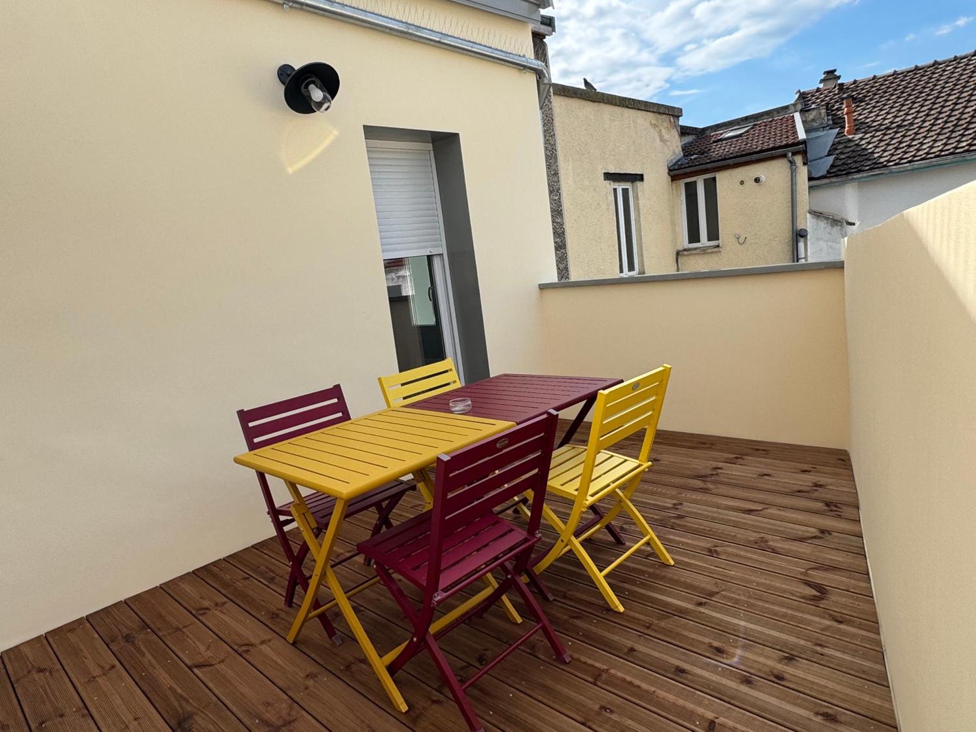 70M2 Climatise - Parking Prive - Lycee Roosevelt - Reims Arena Apartment ภายนอก รูปภาพ